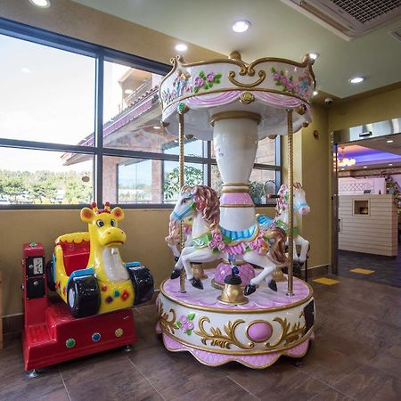 Famille Spa Resort مدينة سيوجويبو المظهر الخارجي الصورة
