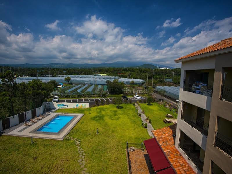 Famille Spa Resort مدينة سيوجويبو المظهر الخارجي الصورة