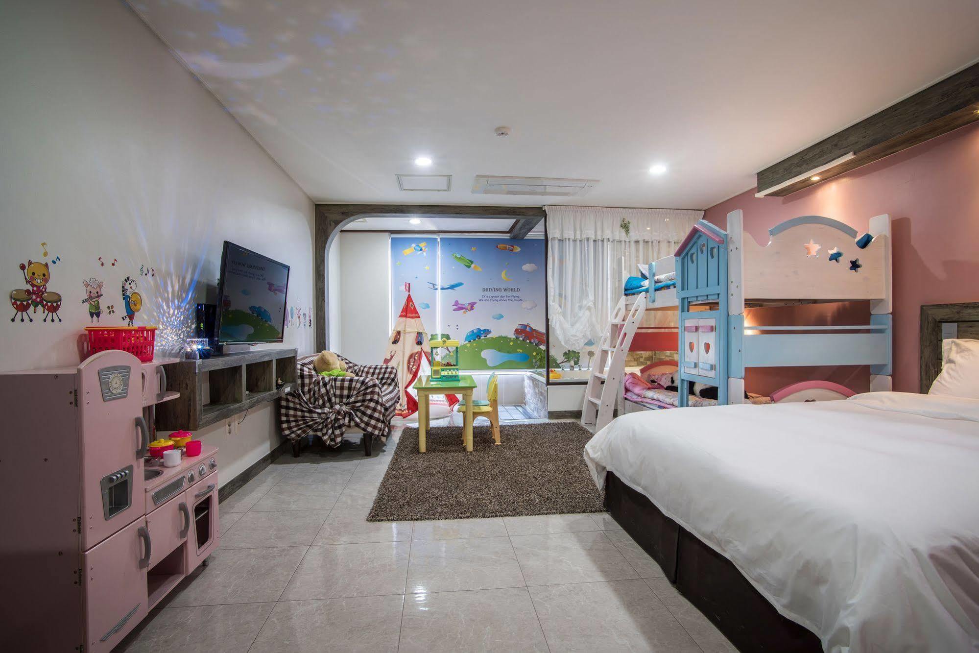 Famille Spa Resort مدينة سيوجويبو المظهر الخارجي الصورة