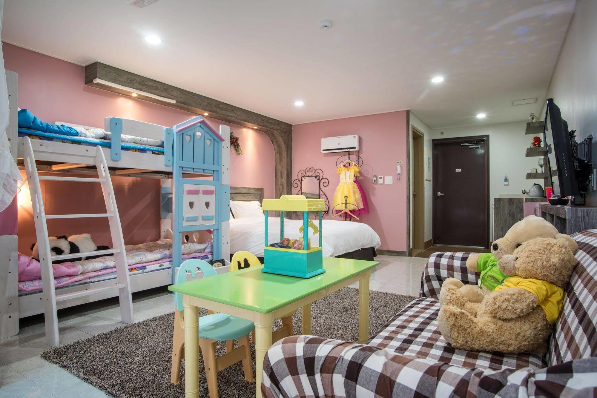 Famille Spa Resort مدينة سيوجويبو المظهر الخارجي الصورة