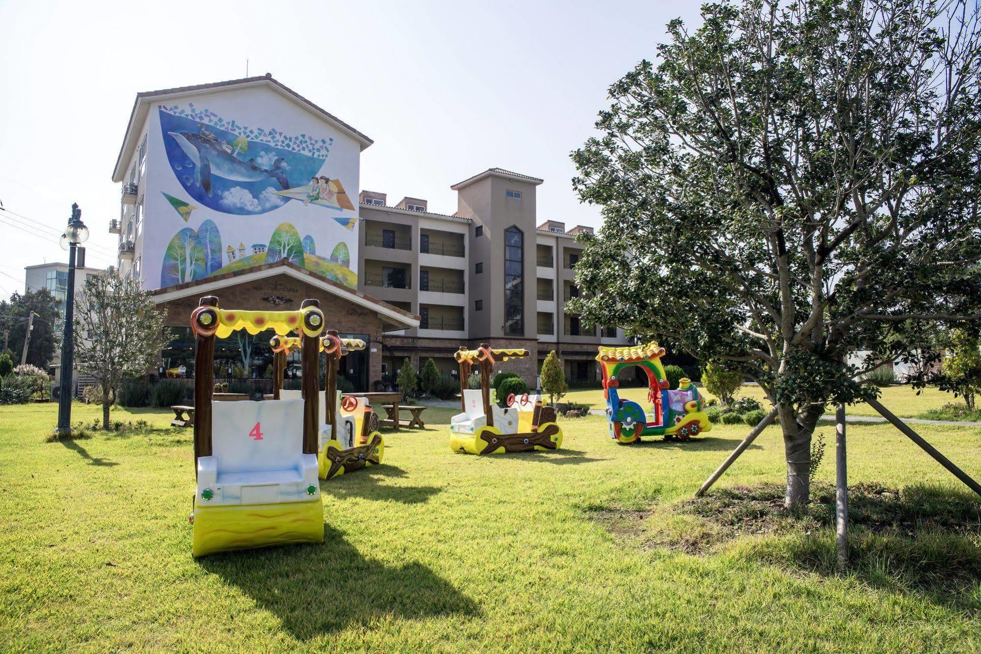 Famille Spa Resort مدينة سيوجويبو المظهر الخارجي الصورة